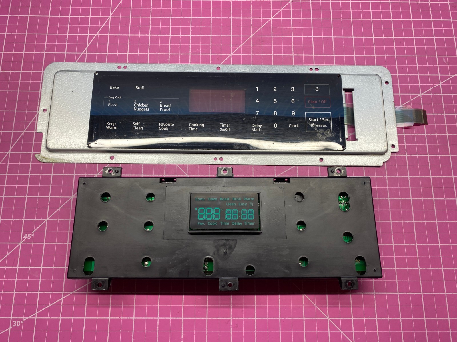 Samsung Range Oven Control Board & Touchpad SEE PICS P# DG34-00025A DE92-02588G Samsung Range Oven Control Board & Touchpad SEE PICS P# DG34-00025A DE92-02588G