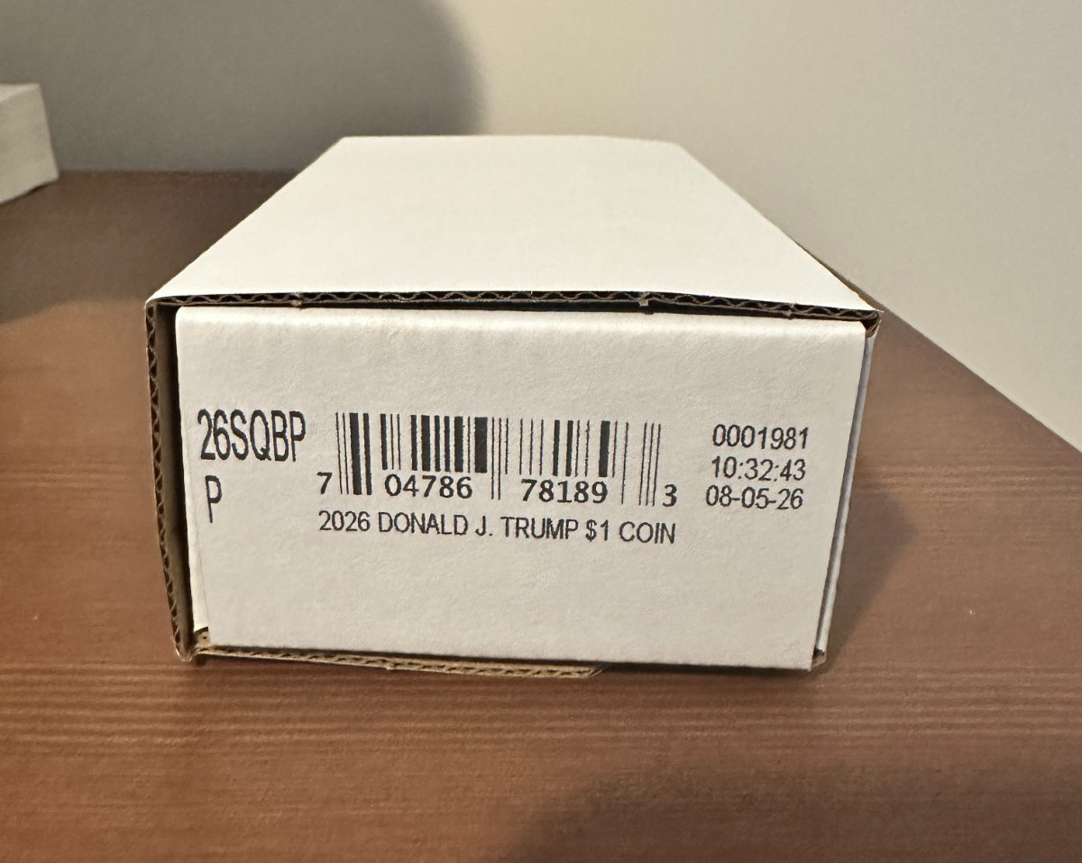 2026 President Donald J. Trump Semiquincentennial $1  100x Coin Bag IN HAND