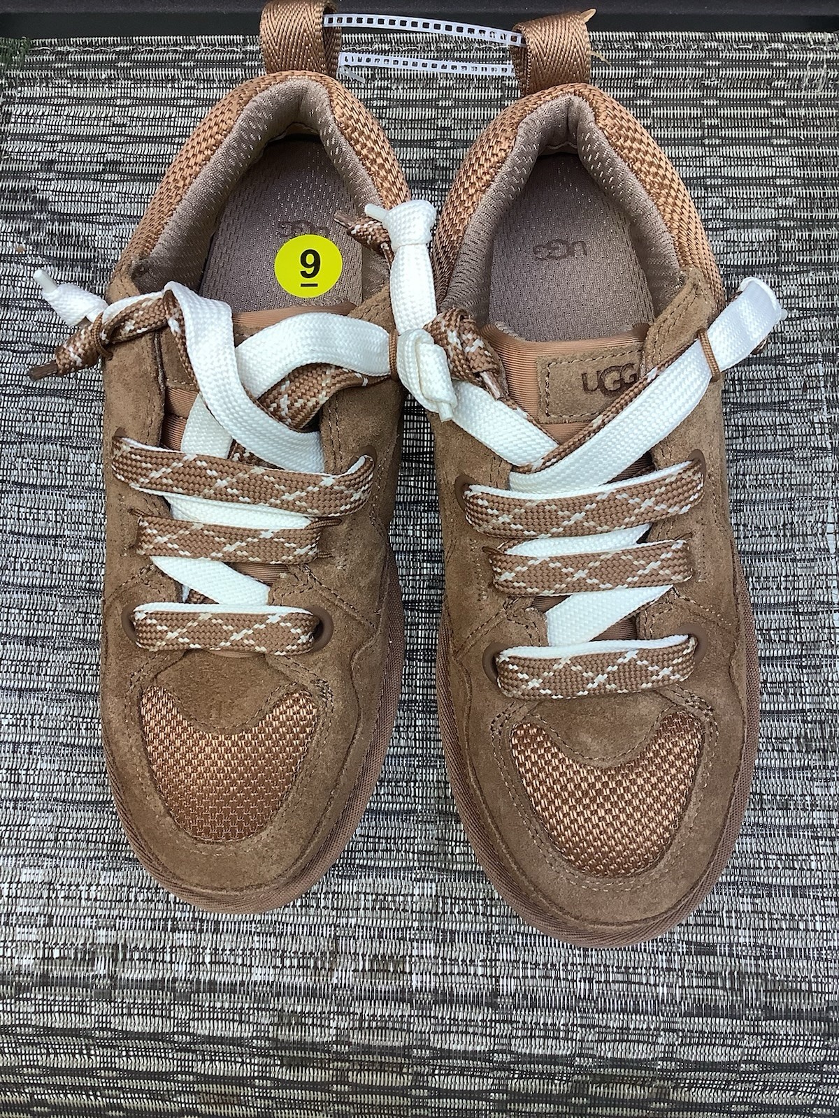 Brand new without box UGG Lo Lowmel Chestnut Sneaker Lace Up 9