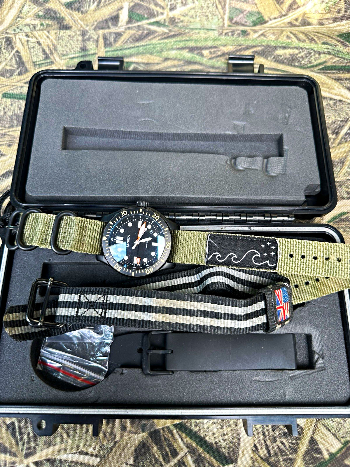 Sangin Instruments Midnight Professional V1 Black w/ NATO Straps & Hard Case