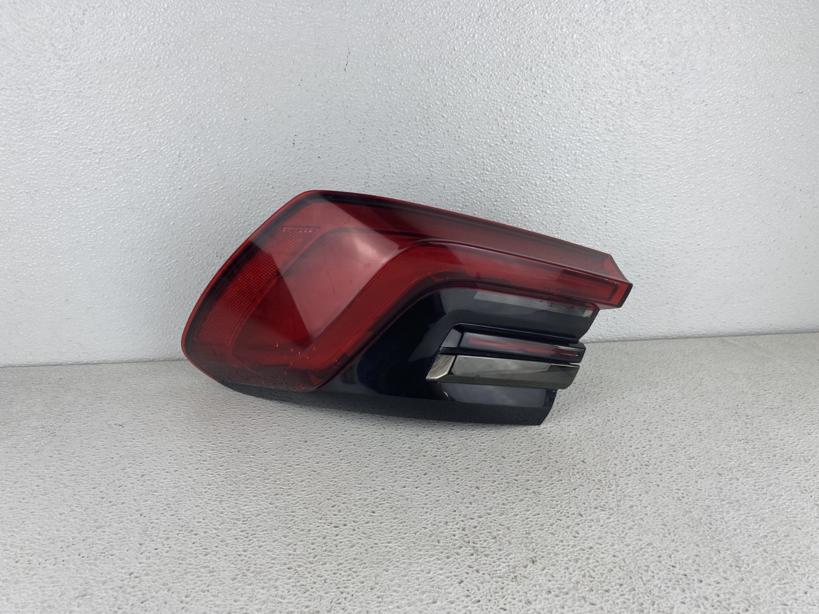 2020-2022 BMW 7-Series G11 G12 LED Tail Light Right Passenger H4985464801