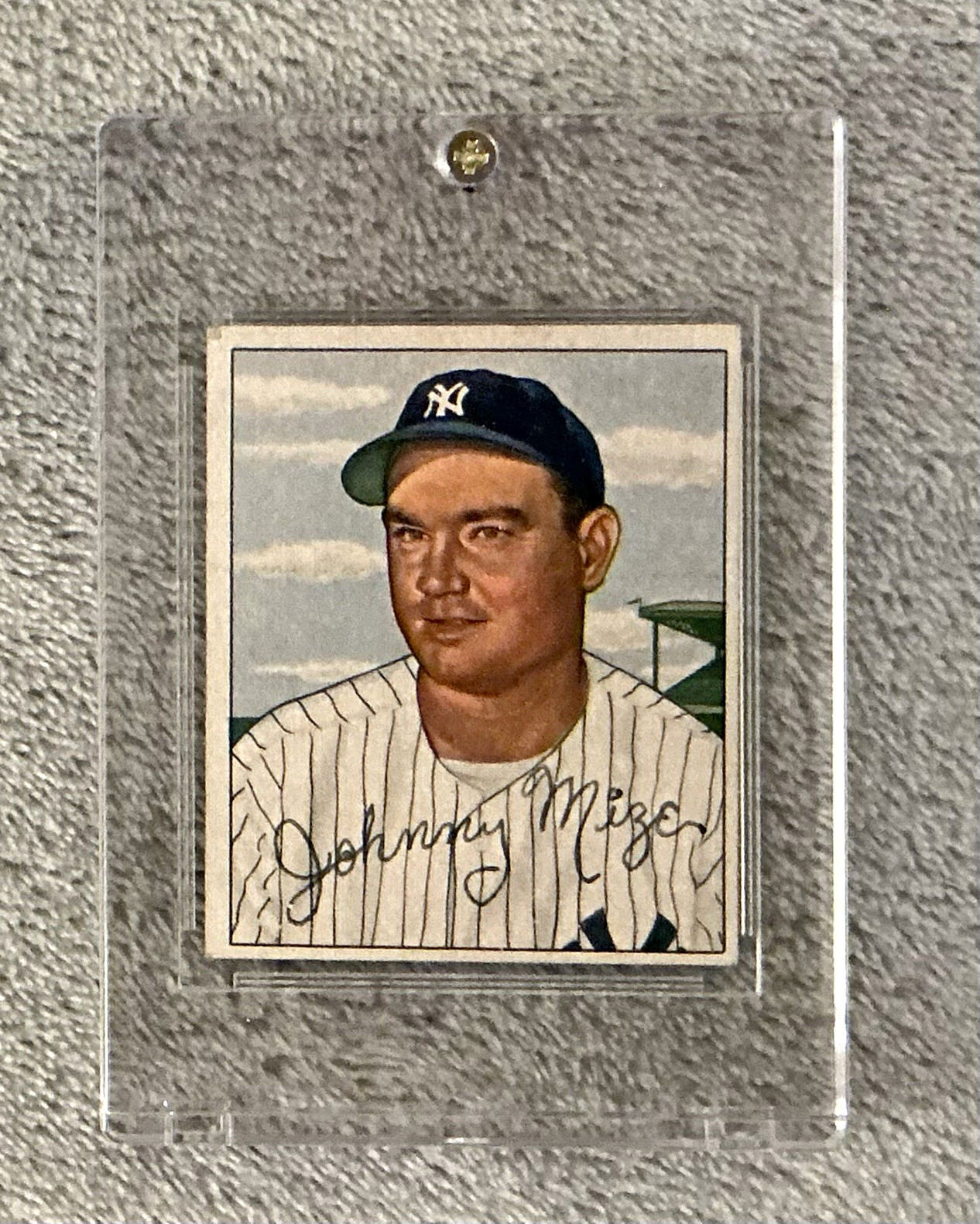 1950 Bowman - Johnny Mize #139 (AU) Hard Signed Baseball Card - NY Yankees 1B 1950 Bowman - Johnny Mize #139 (AU) Hard Signed Baseball Card - NY Yankees 1B