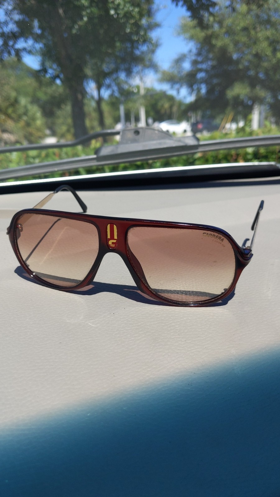 Vintage Carrera Men’s Aviator Sunglasses 5547 Vintage Carrera Men’s Aviator Sunglasses 5547