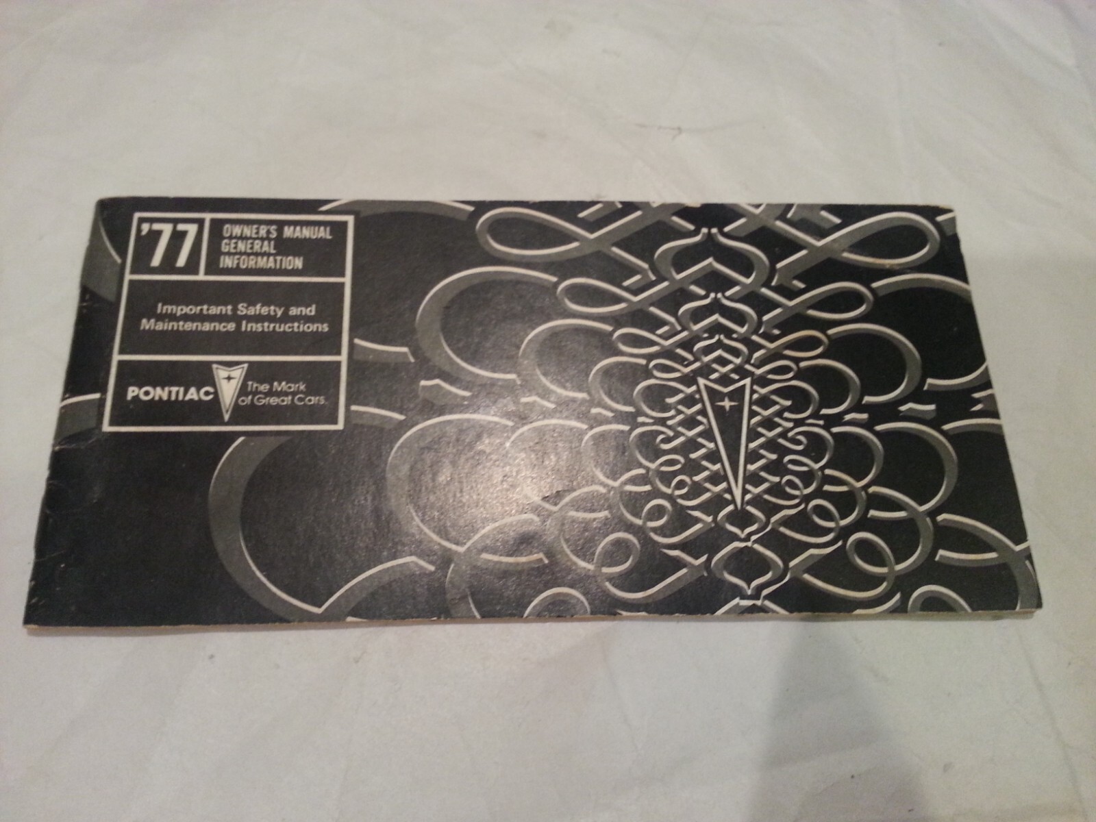 Vtg 1977 Pontiac Owner's Guide Manual General Information