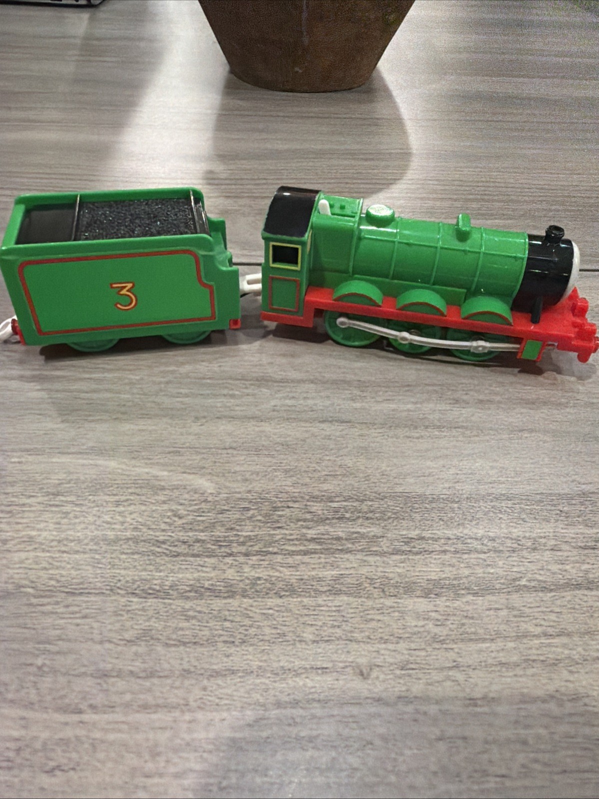 THOMAS & Friends Henry 2002 Tomy Motorized Trackmaster Train W/ Tender Untested