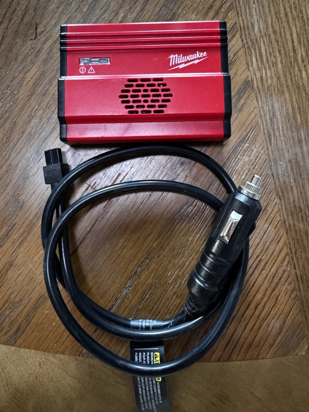 Milwaukee 150W Modified Sine Inverter 13.8V DC to 120V AC Overload Prot