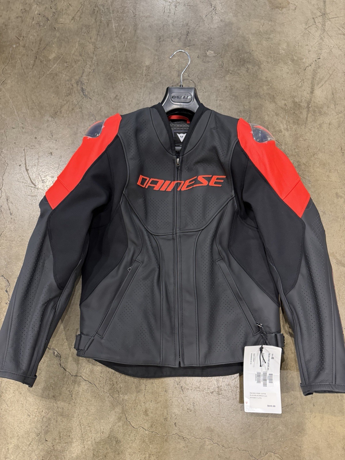 Dainese Racing 5 Men’s Perferated Leather Motorcycle Jacket - Size 48 Dainese Racing 5 Men’s Perferated Leather Motorcycle Jacket - Size 48
