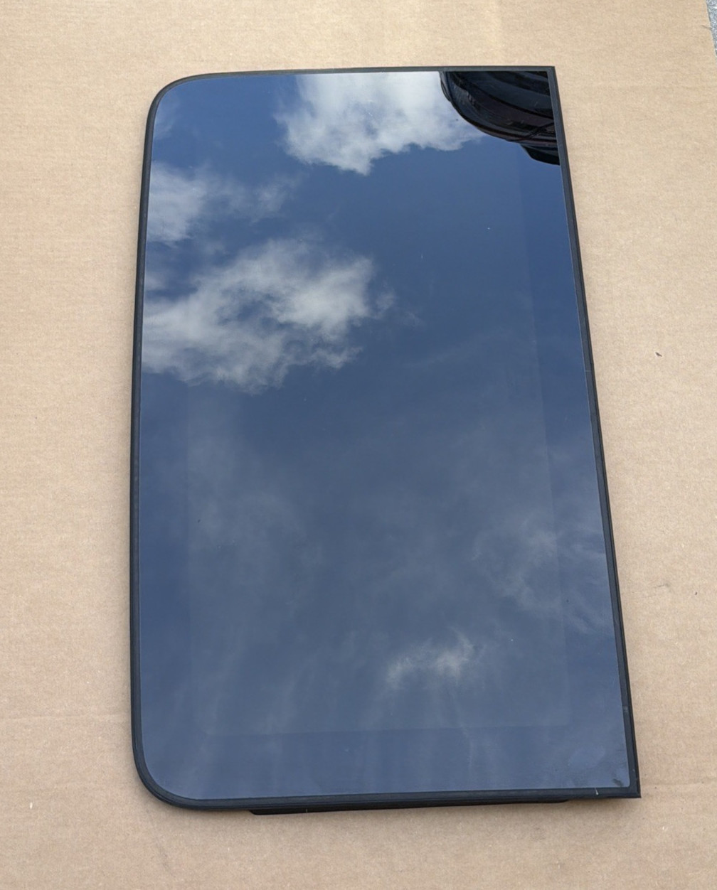 2011-2020 Chrysler 300 Sun Roof Glass Window ONLY 68127966AA OEM