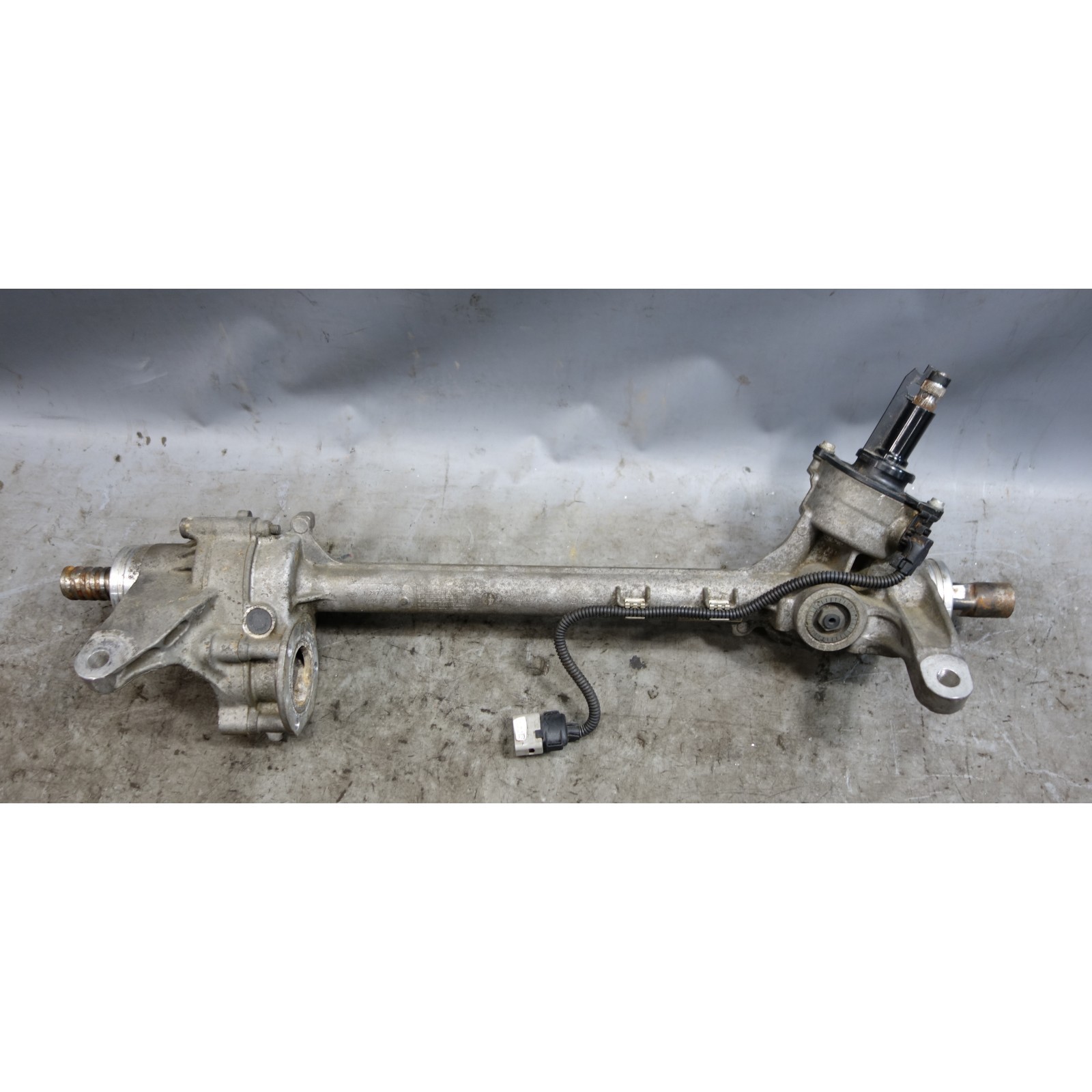 Damaged 18-25 BMW F90 M5 F92 M8 Electric Steering Rack Pinion OEM *FOR PARTS*
