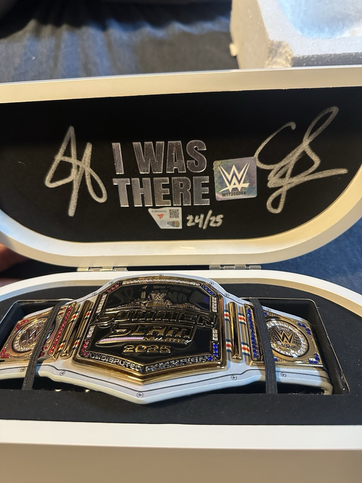 John Cena Vs Cody Rhodes Summer Slam 2025 Auto Mini belt G1N John Cena Vs Cody Rhodes Summer Slam 2025 Auto Mini belt G1N