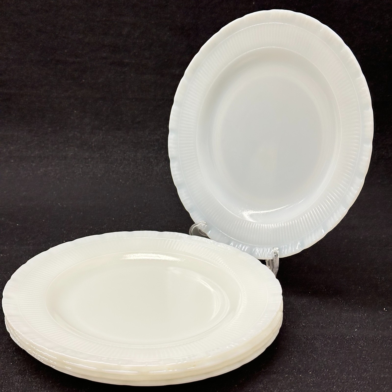 MacBeth-Evans Petalware Monax Dinner Plates 9 1/2\