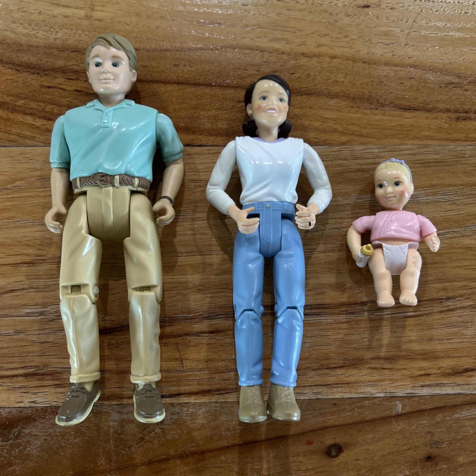Vintage 1998 2000 Fisher Price Loving Family Baby Girl Mom Dad Vintage 1998 2000 Fisher Price Loving Family Baby Girl Mom Dad