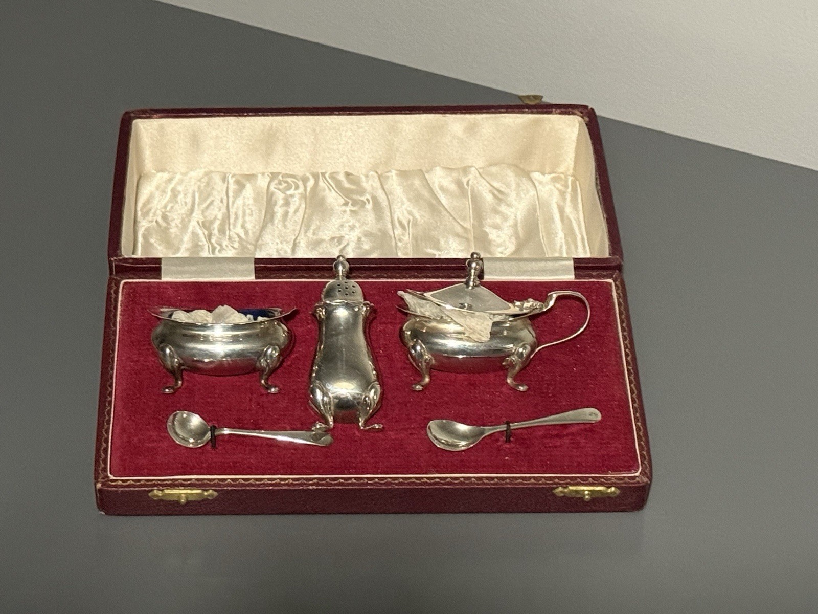 Vintage Barker Ellis Silver Cruet Set 1974 with Cobalt Inserts & Case Vintage Barker Ellis Silver Cruet Set 1974 with Cobalt Inserts & Case