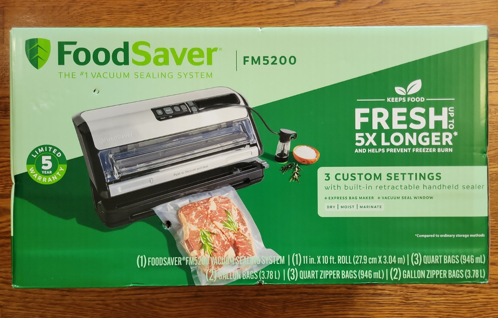 FoodSaver FM5200 Series 2-in-1 Vacuum Sealing System for Food Preservation NEW