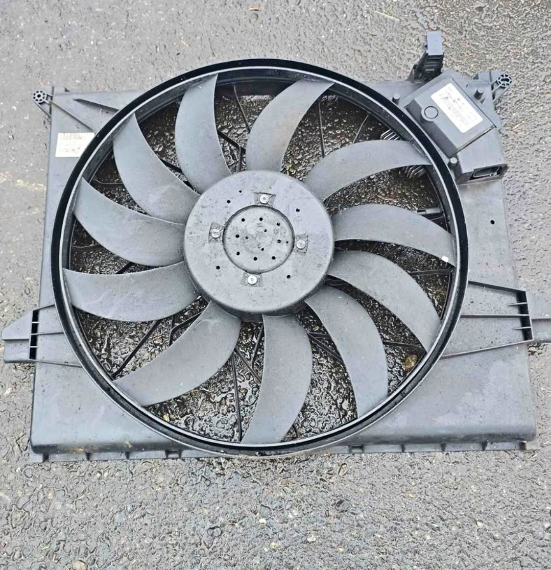 07-12 Mercedes GL ML R-Class Radiator Cooling Fan 850W OEM A1645000093