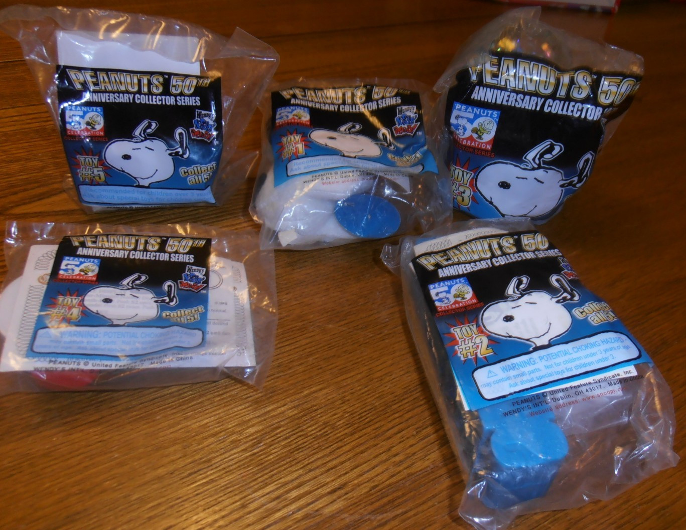 VTG- PEANUTS 50th ANNIV. COLLECTOR SERIES 2000 WENDY\'S KIDS MEAL TOYS 1-5 SEALED VTG- PEANUTS 50th ANNIV. COLLECTOR SERIES 2000 WENDY\'S KIDS MEAL TOYS 1-5 SEALED