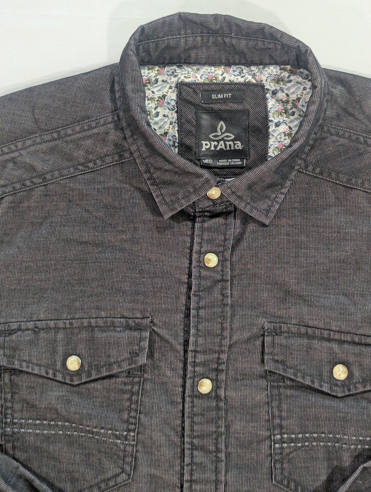 PrAna Shirt Mens M Gray Solid Long Sleeve Western Snap Pockets Slim Fit