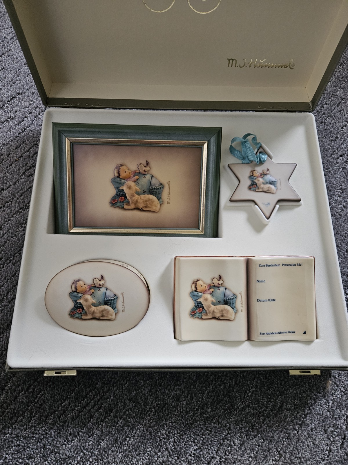 M.I. Hummel The Guardian Baby Set : Mint Never Removed from Box w/Case