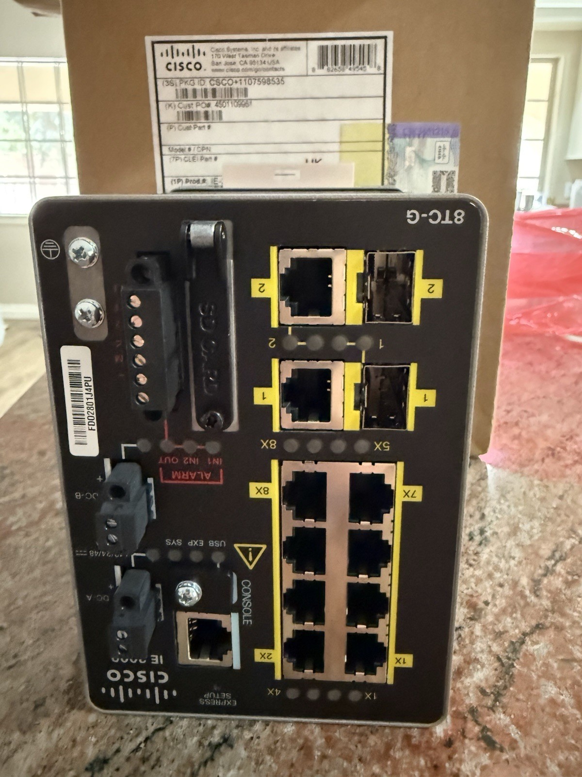 Cisco IE-2000-8TC-G-L 8 Port Rail Mountable Network Switch Cisco IE-2000-8TC-G-L 8 Port Rail Mountable Network Switch