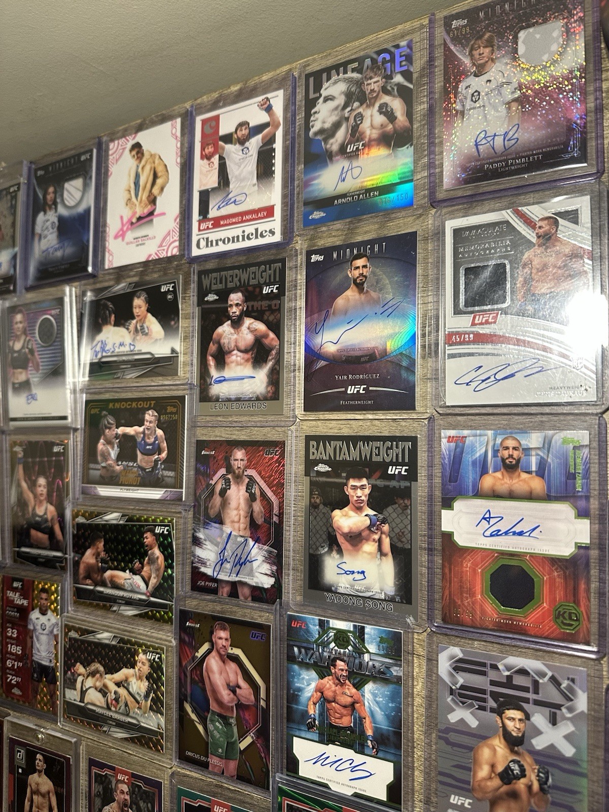 Huge Entire UFC Sports Card Lot, Autos, Numbered, Gold /50’s, Paddy Auto, RC’s Huge Entire UFC Sports Card Lot, Autos, Numbered, Gold /50’s, Paddy Auto, RC’s