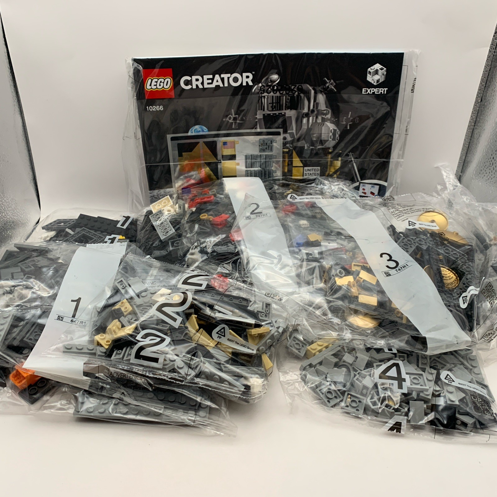 Lego Creator NASA Apollo 11 Lunar Lander 10266 No Box - Sealed Bags & Directions Lego Creator NASA Apollo 11 Lunar Lander 10266 No Box - Sealed Bags & Directions
