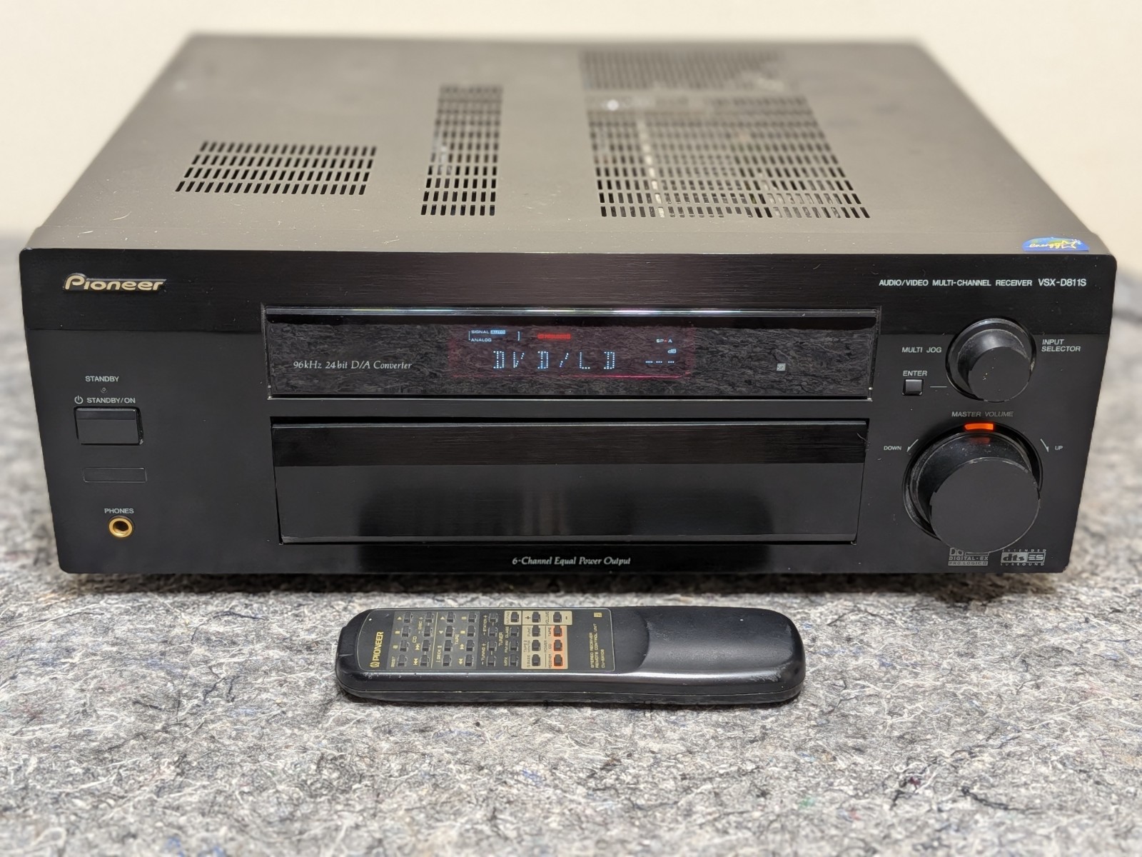 Pioneer VSX-D811S Audio Video Multi Channel Receiver Bundle w Remote TESTED Pioneer VSX-D811S Audio Video Multi Channel Receiver Bundle w Remote TESTED