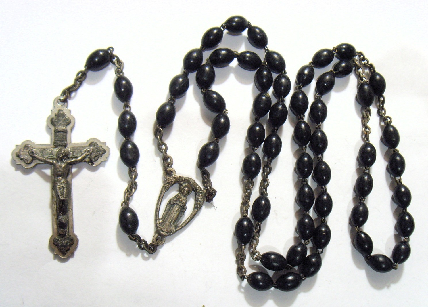 1930s antiq religious catholic Saint Mary rosary black beads nice crucifix 55115