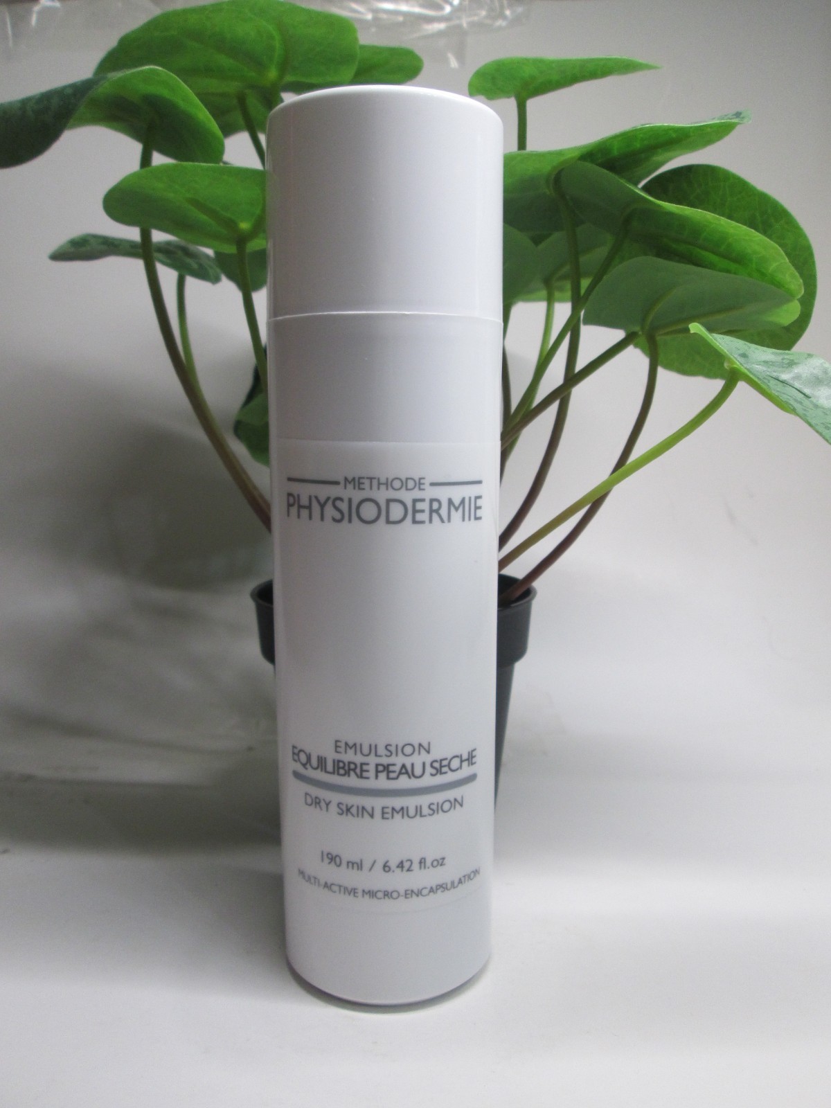 PHYSIODERMIE DRY  SKIN EMULSION CREAM  190ml/6.42 NEW