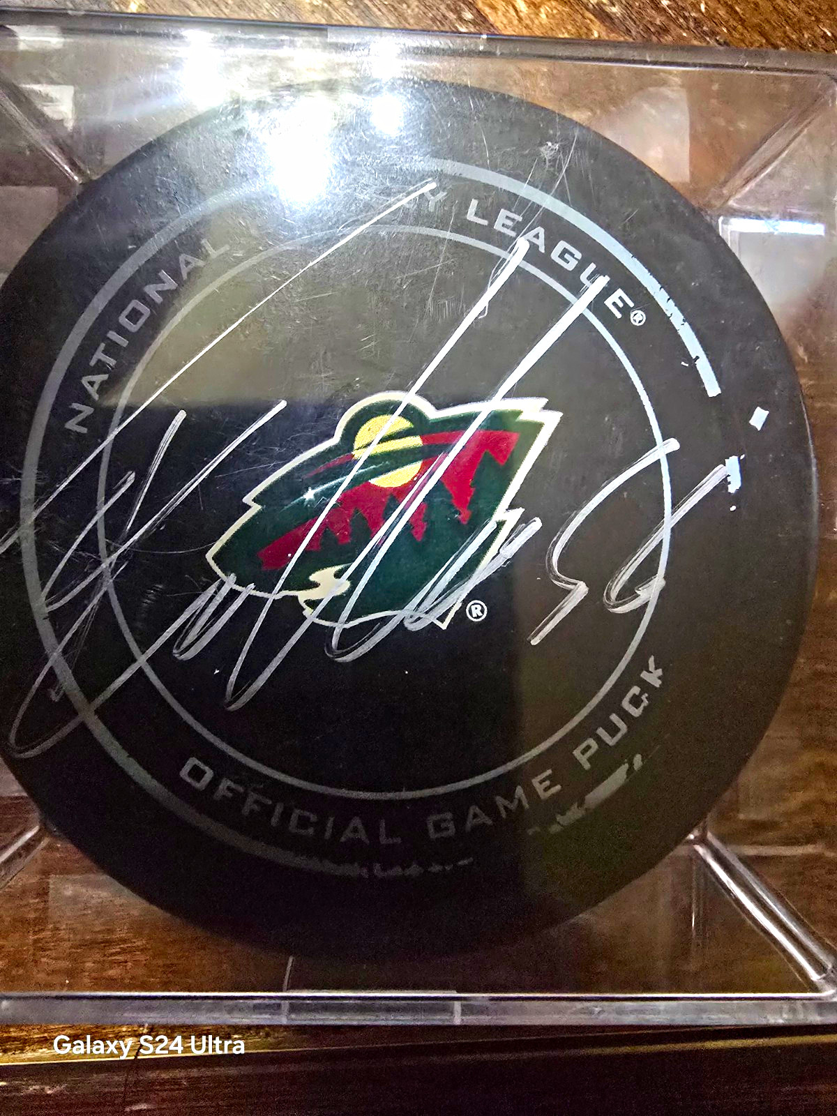 Erik Haula Signed Minnesota Wild Game Used Goal Puck 12/9/14 #56 NHL Auto