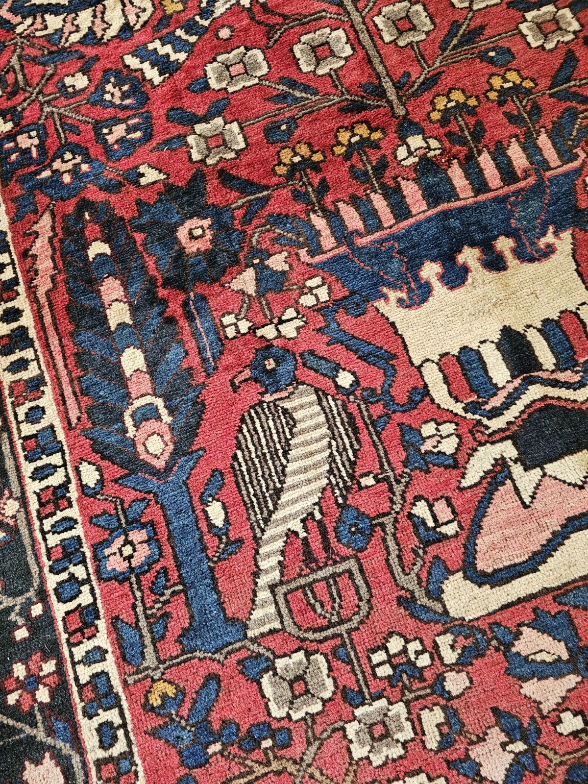 4.9 x 6.6 ANTIQUE CAUCASIAN HERIZ SERAPI VINTAGE USHAK TRIBAL BIRD ANIMAL