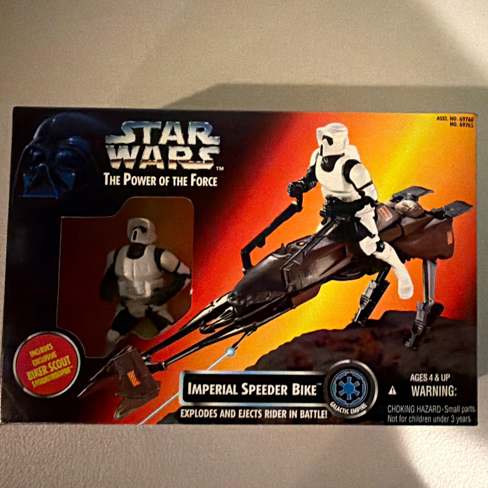 Kenner Star Wars Power of the Force Imperial Speeder Bike w/Stormtrooper Kenner Star Wars Power of the Force Imperial Speeder Bike w/Stormtrooper