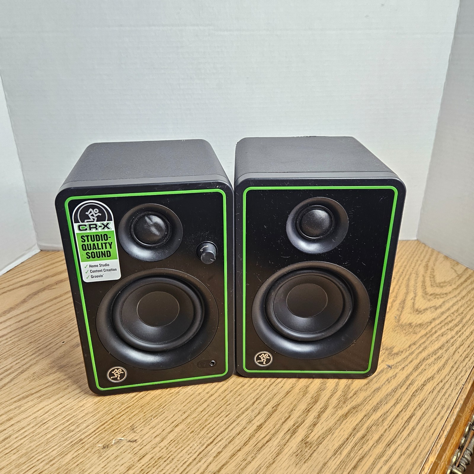 Mackie CR3-X Multimedia Monitors, Set of 2 Speakers Mackie CR3-X Multimedia Monitors, Set of 2 Speakers