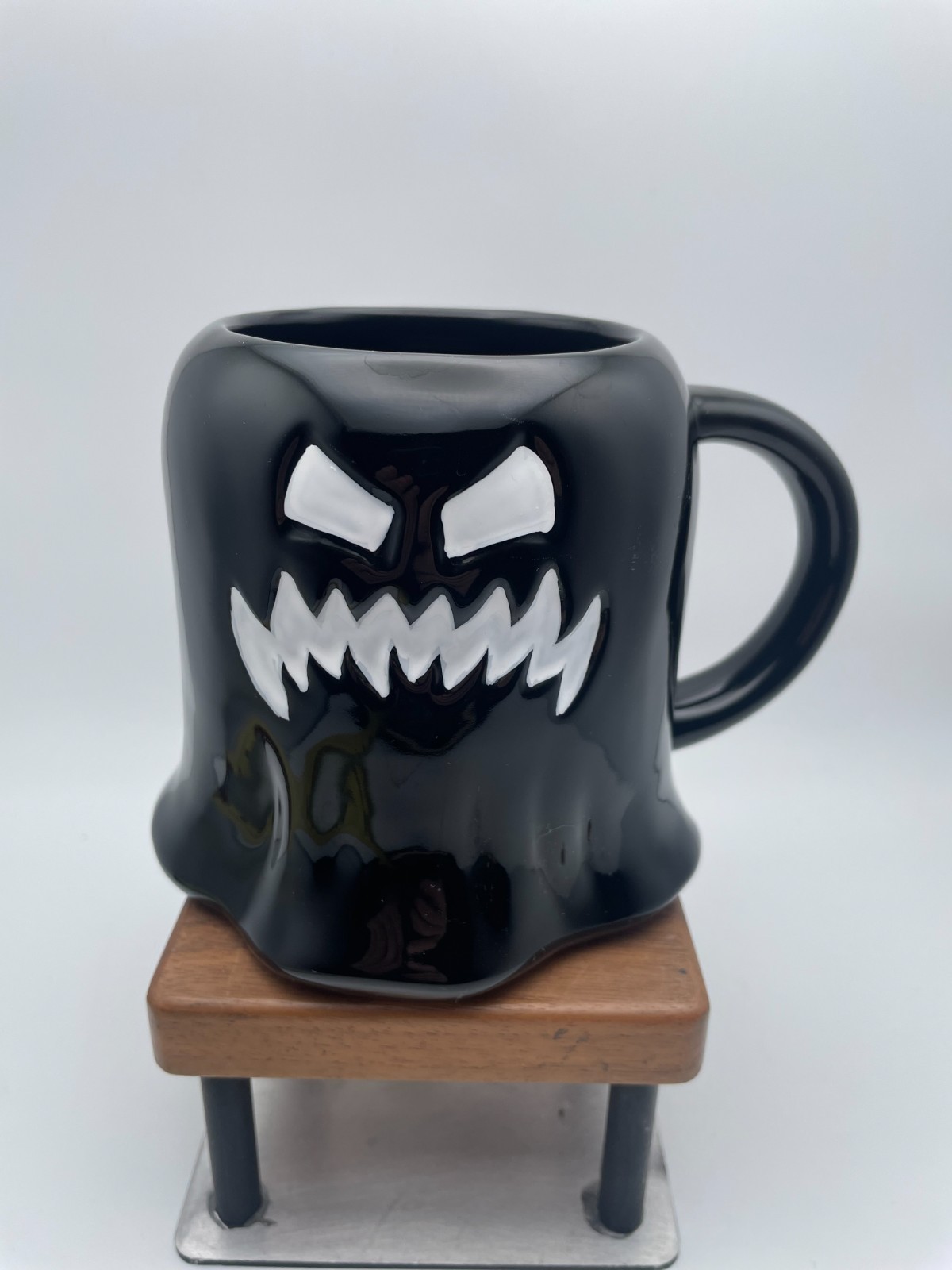 Boo Black Ghost Figural Scare Halloween Mug 18oz Haunted Homeware Killstar C23 Boo Black Ghost Figural Scare Halloween Mug 18oz Haunted Homeware Killstar C23