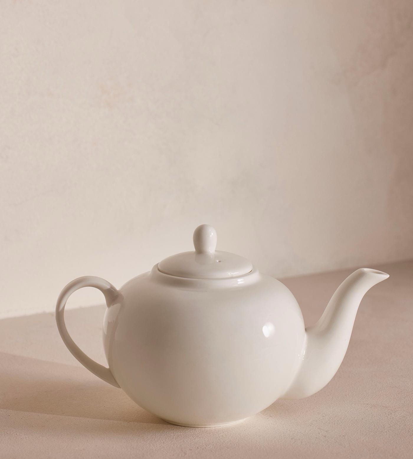 Soho House Fine Bone China White Teapot New 26.4oz Small New