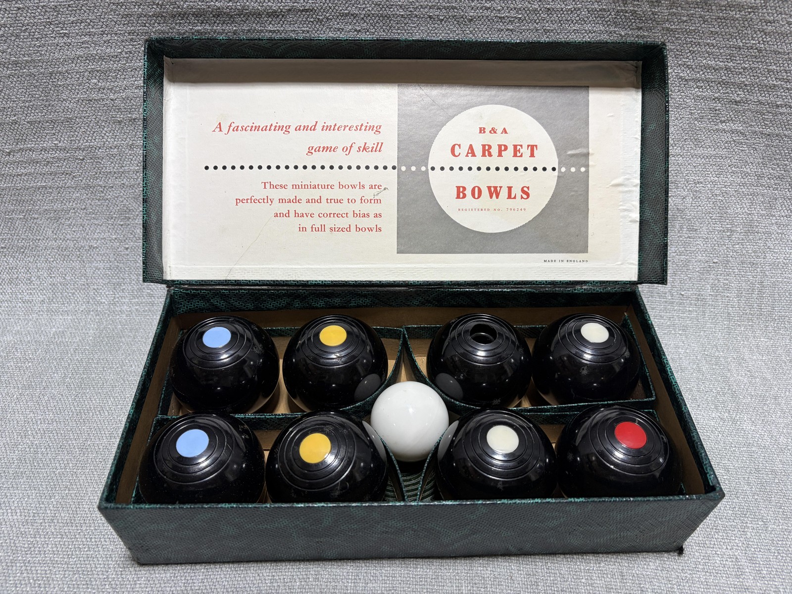 Vintage B&A Carpet Bowls Indoor Game Set Miniature Black Bowls England Boxed