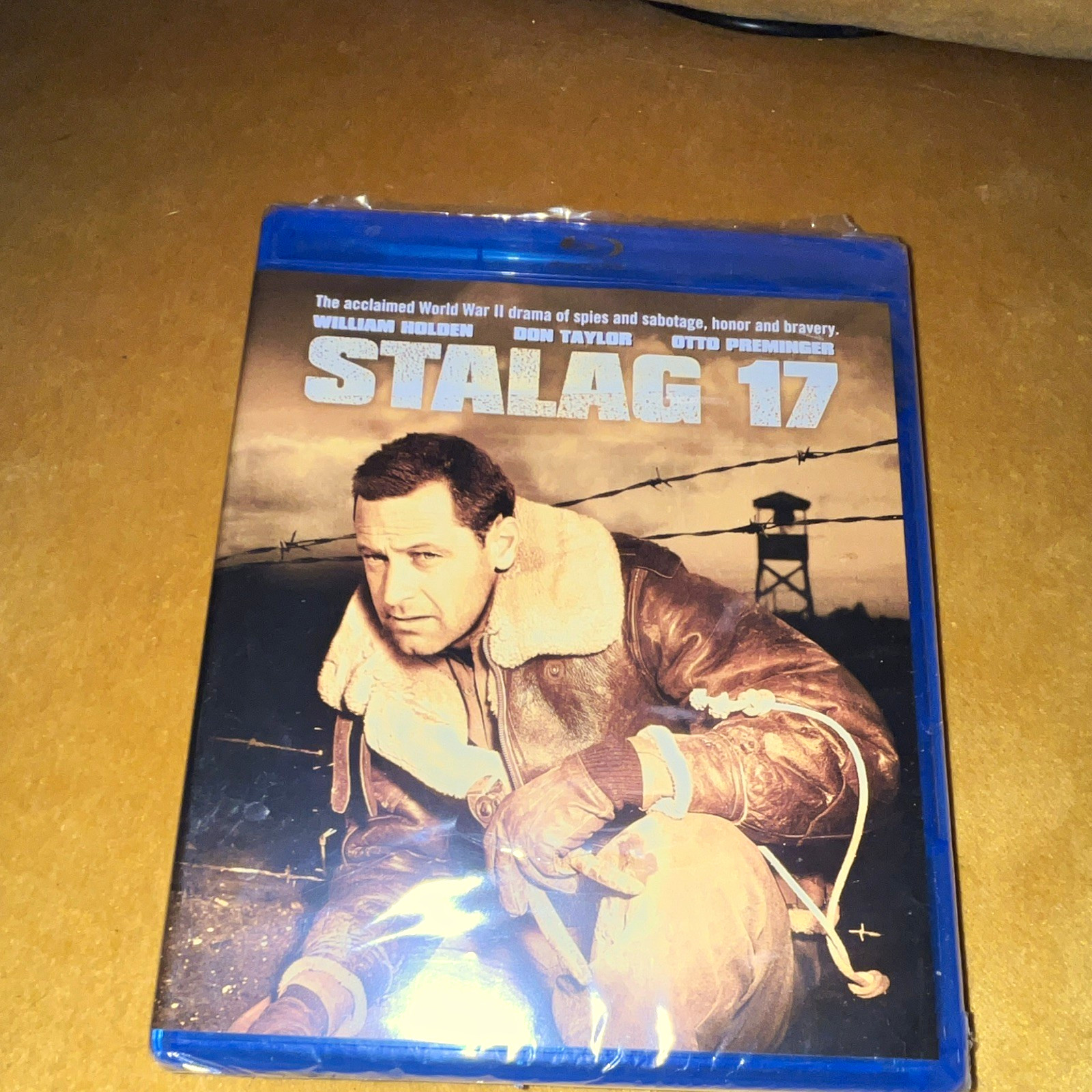 Paramount Pictures Stalag 17 (Blu-ray, 1953) Commentary Behind The Scenes Paramount Pictures Stalag 17 (Blu-ray, 1953) Commentary Behind The Scenes