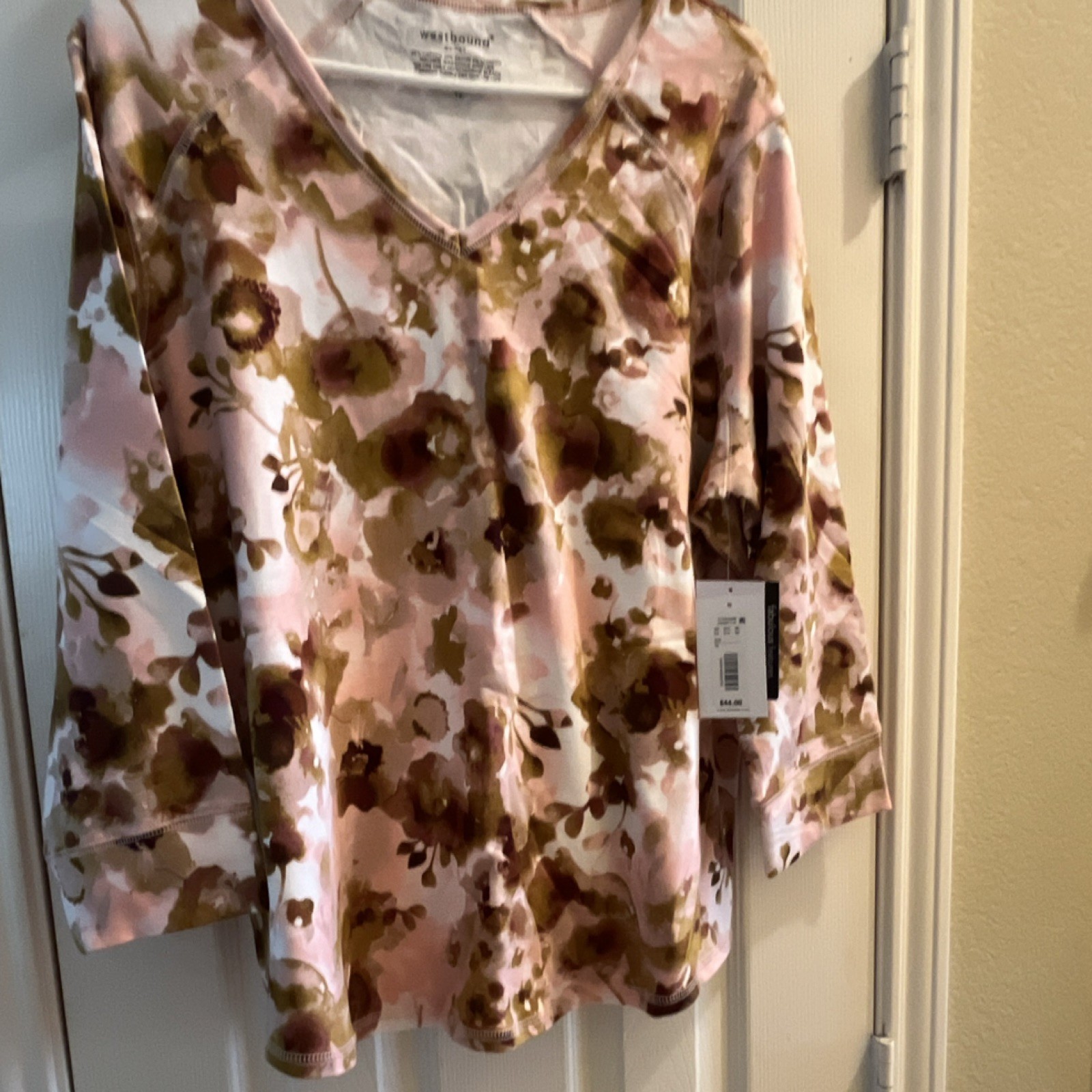 Westbound Women’s Plus 1X Pink Brown White Green Floral Knit V-Neck Top