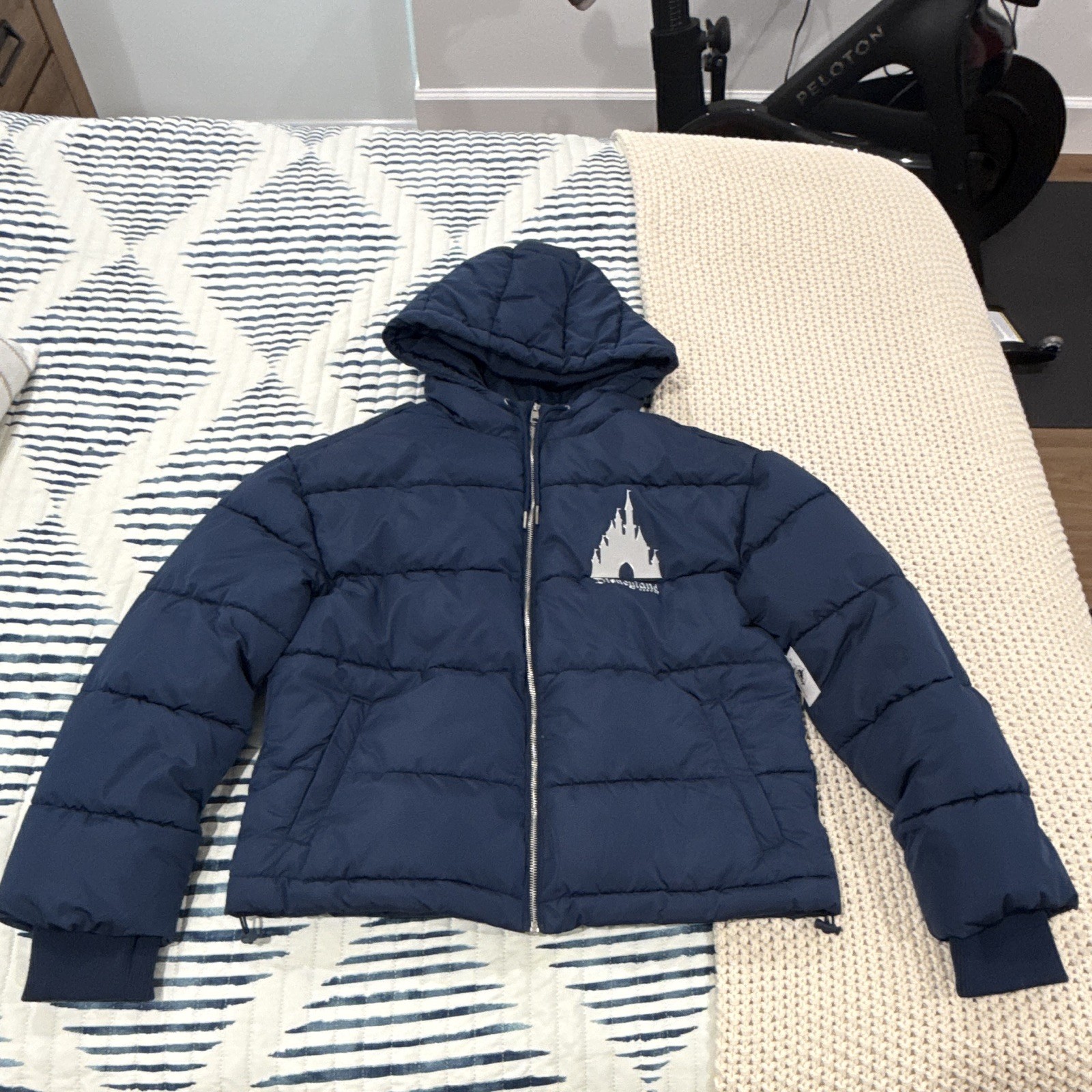 Disney Disneyland Resort Blue Hooded Puffer Jacket Castle Logo Size S