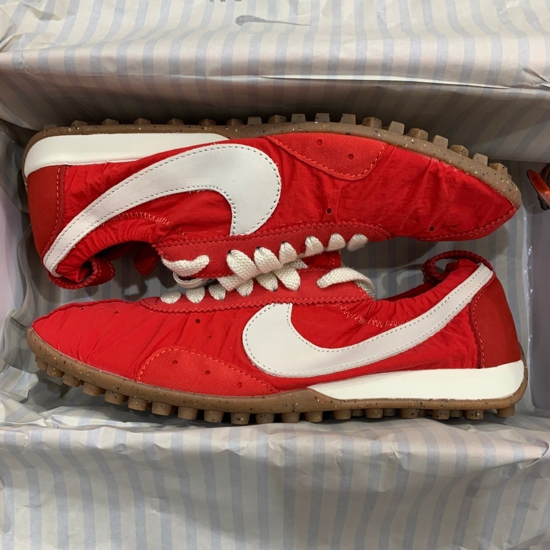 HV8547-600 Jacquemus x Nike Moon Shoe SP 'University Red' Men's Casual Shoes