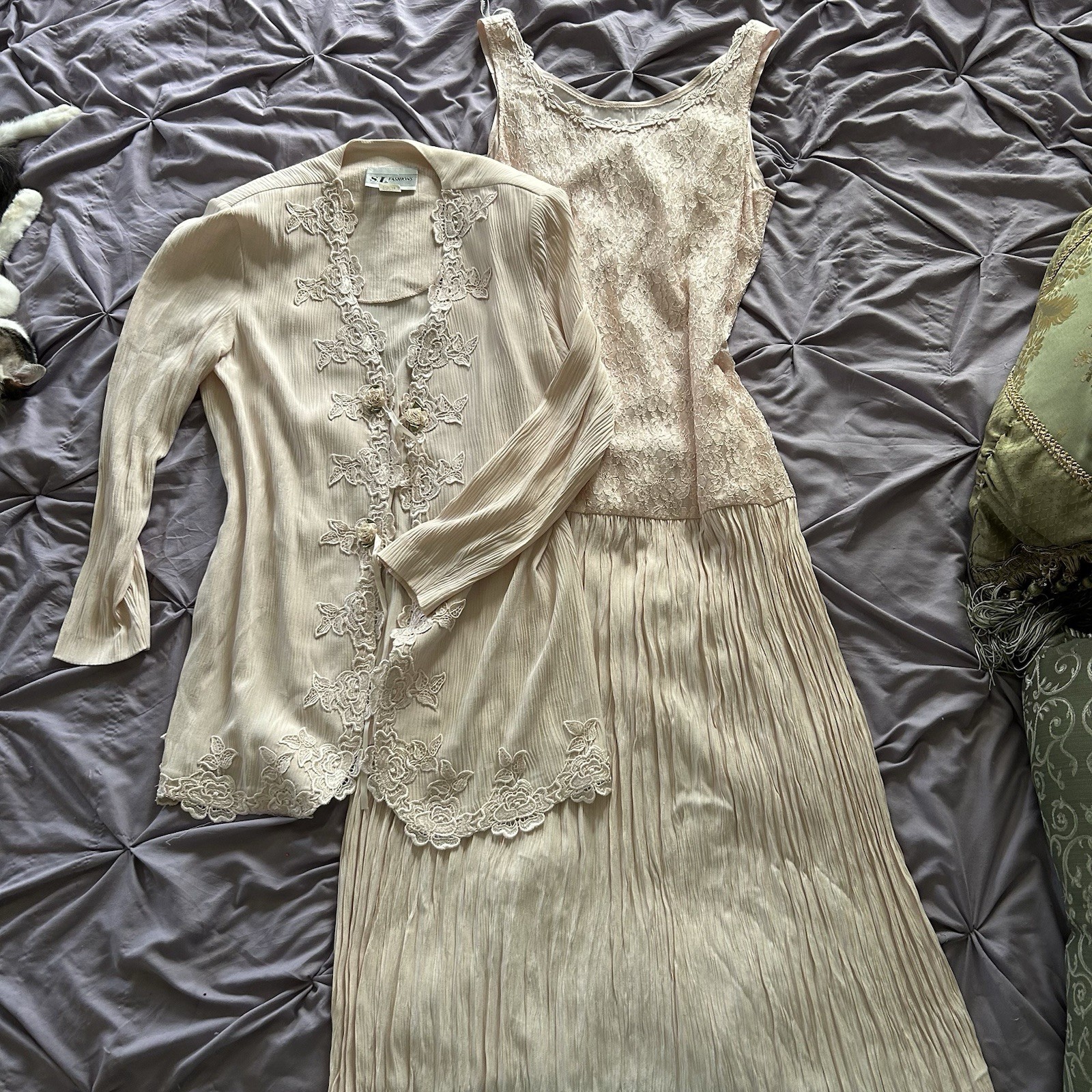 Vintage S L Fashions Two Piece Lace Embroidered Set Fairy Elegant Woman’s 10
