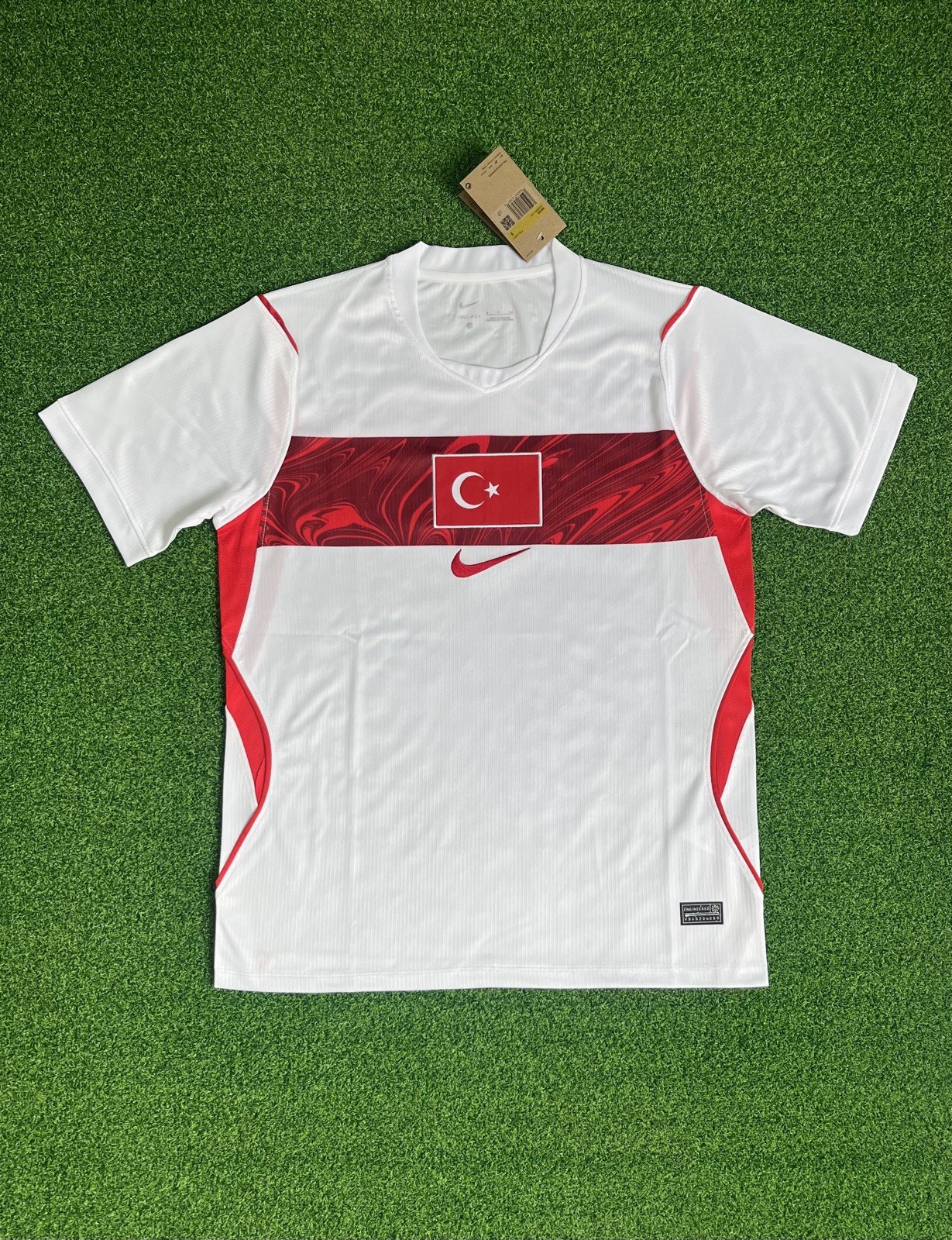 Turkiye/Turkey 2026/27 Away Jersey – Nike Size L and M Turkiye/Turkey 2026/27 Away Jersey – Nike Size L and M