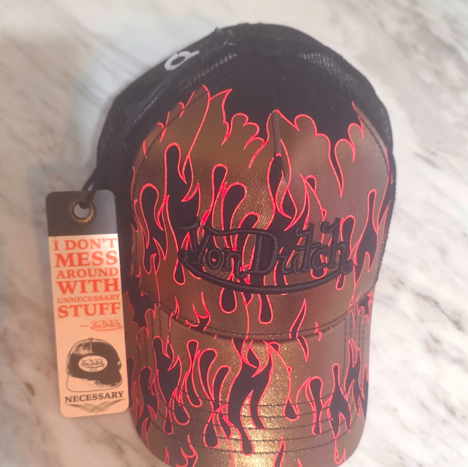 Von Dutch Flame Trucker Hat Black/Red Mesh Back Adjustable One Size Unisex Von Dutch Flame Trucker Hat Black/Red Mesh Back Adjustable One Size Unisex