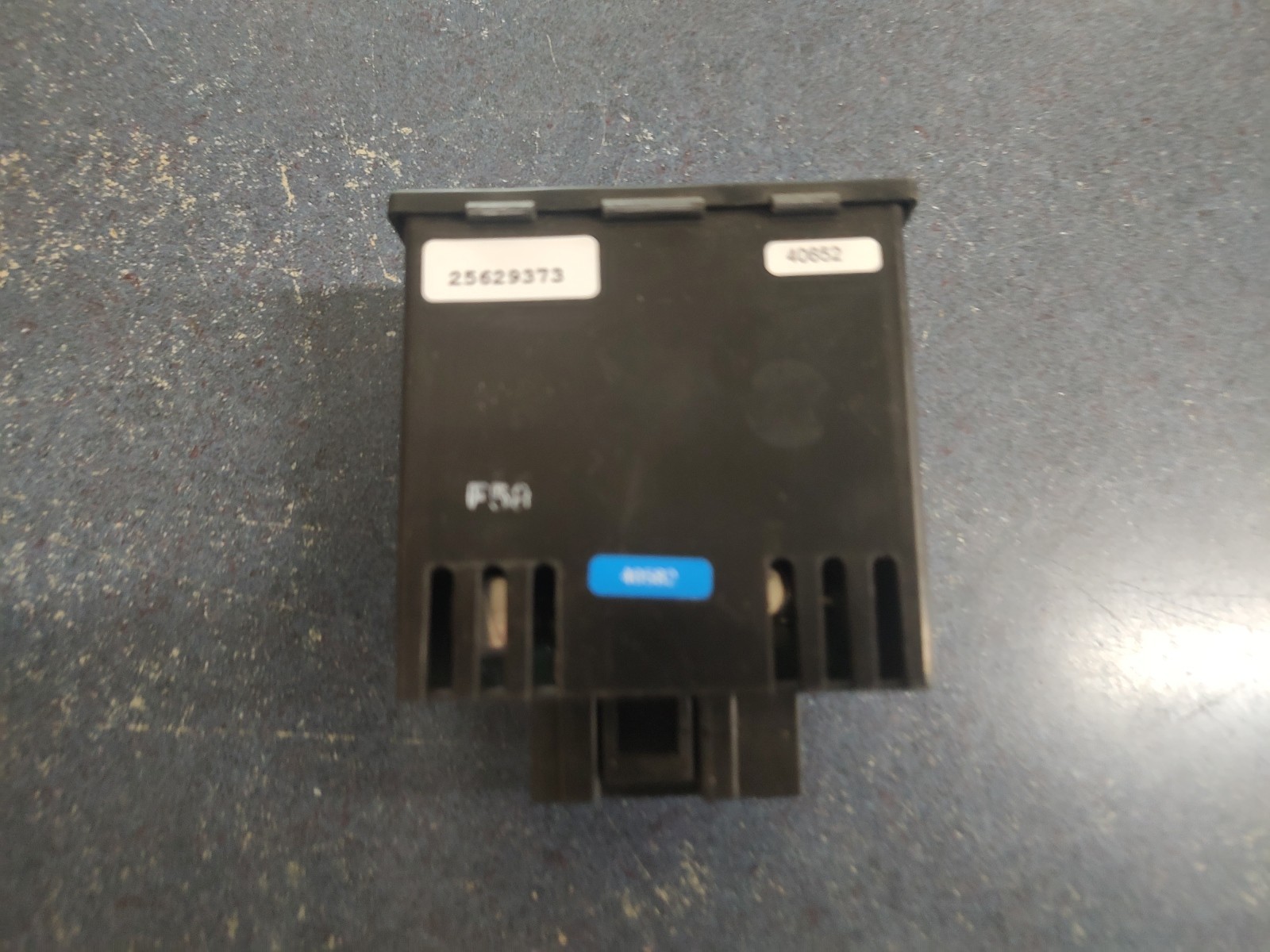 25629373 2001 2005 Buick Park Avenue Daytime Running Light Control Module 02 03