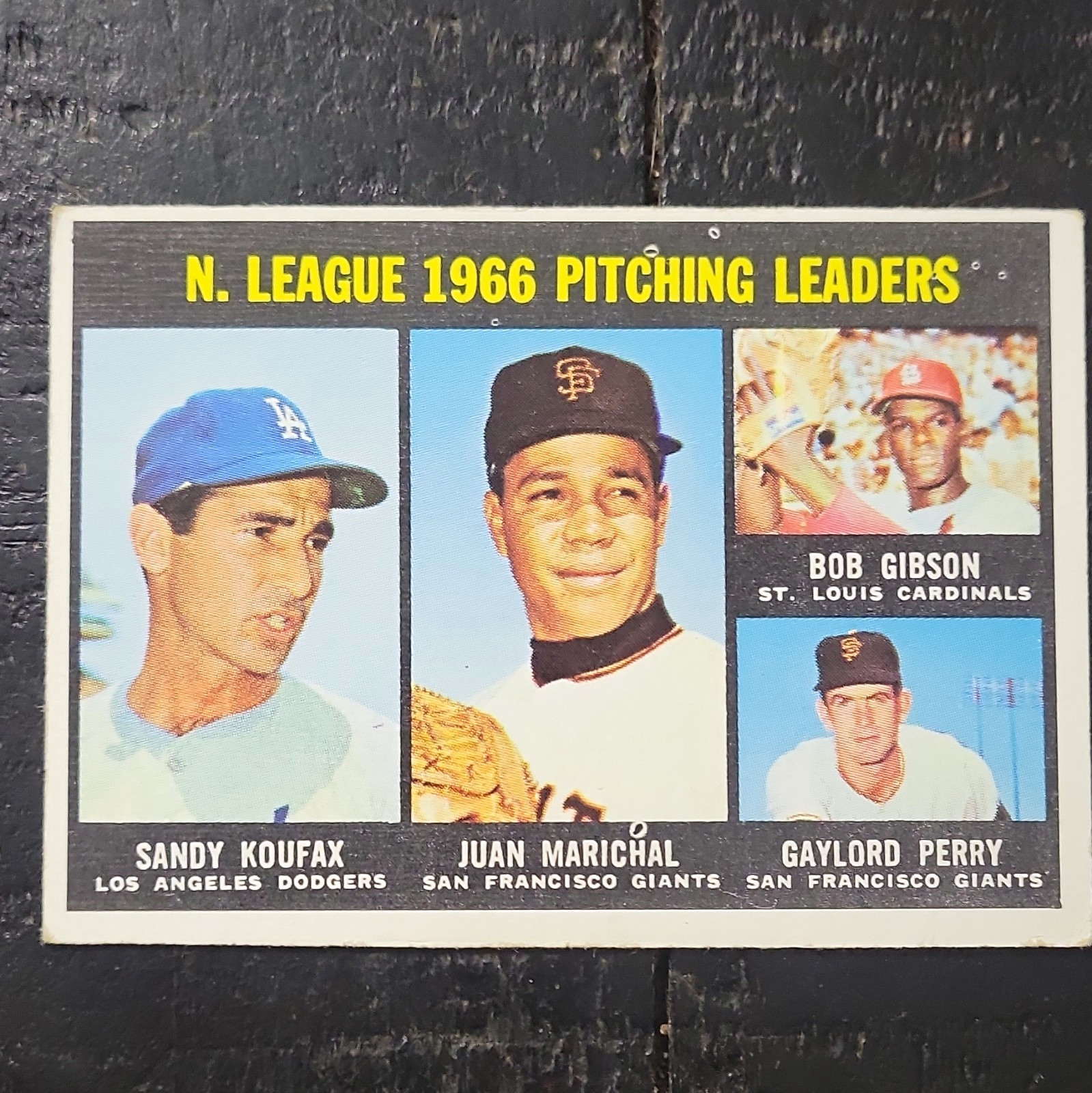 Topps 1967 Topps - #236 N. League 1966 Pitching Leaders - Koufax, Gibson 🔥🔥🔥 Topps 1967 Topps - #236 N. League 1966 Pitching Leaders - Koufax, Gibson 🔥🔥🔥