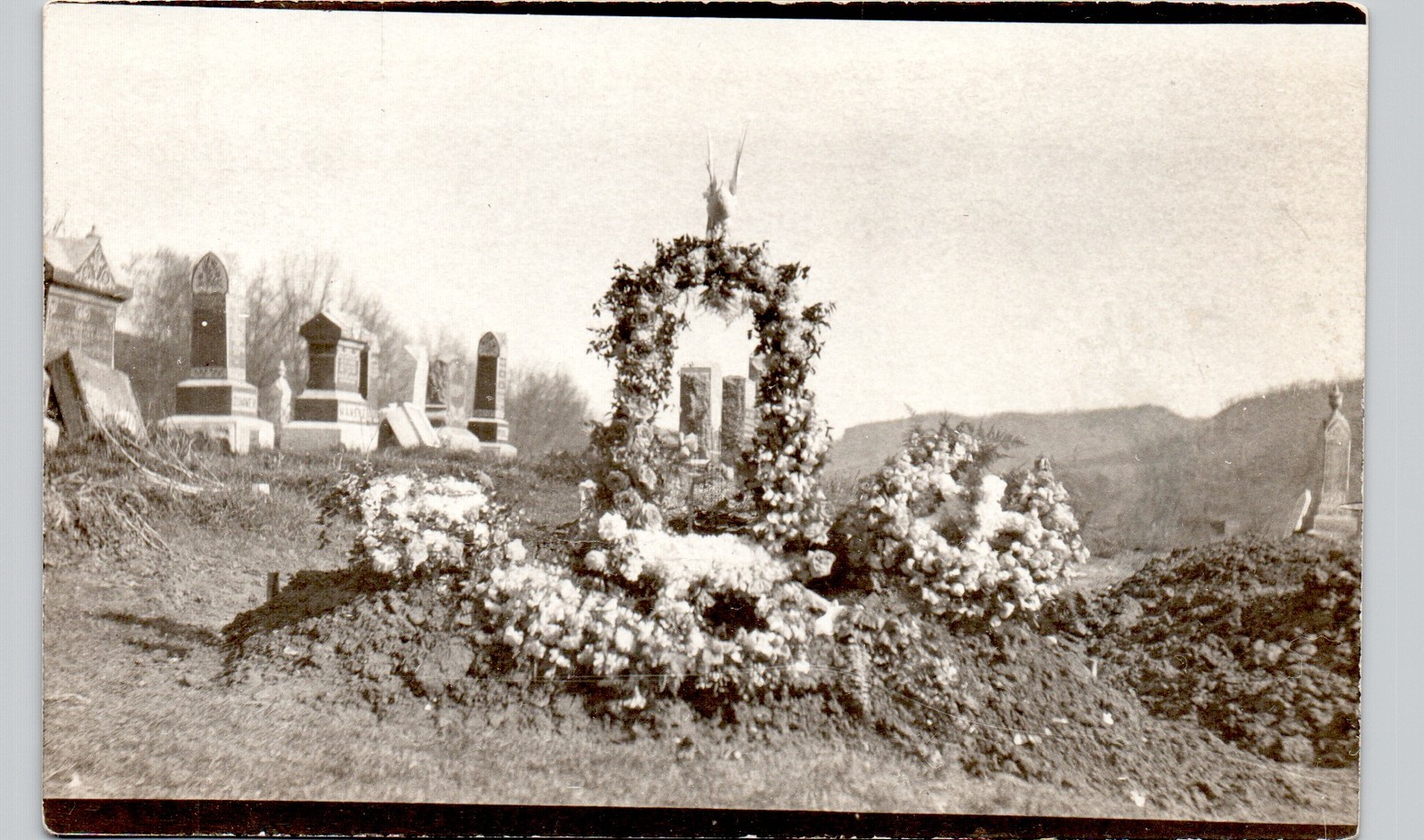FRESH GRAVE W DECORATIONS c1910 postcard real photo rppc cemetery dead monument FRESH GRAVE W DECORATIONS c1910 postcard real photo rppc cemetery dead monument