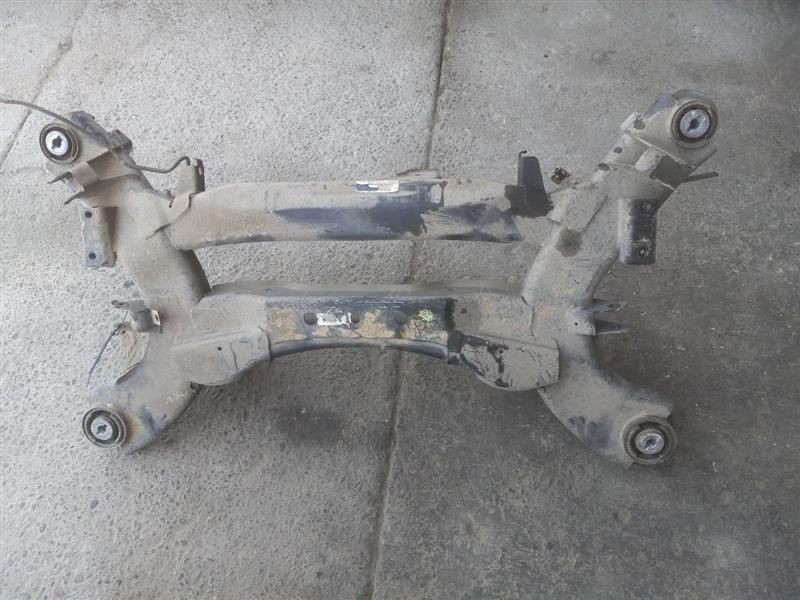 2004-2008 Chrysler Pacifica Rear Subframe Crossmember Engine Cradle OEM 04-08