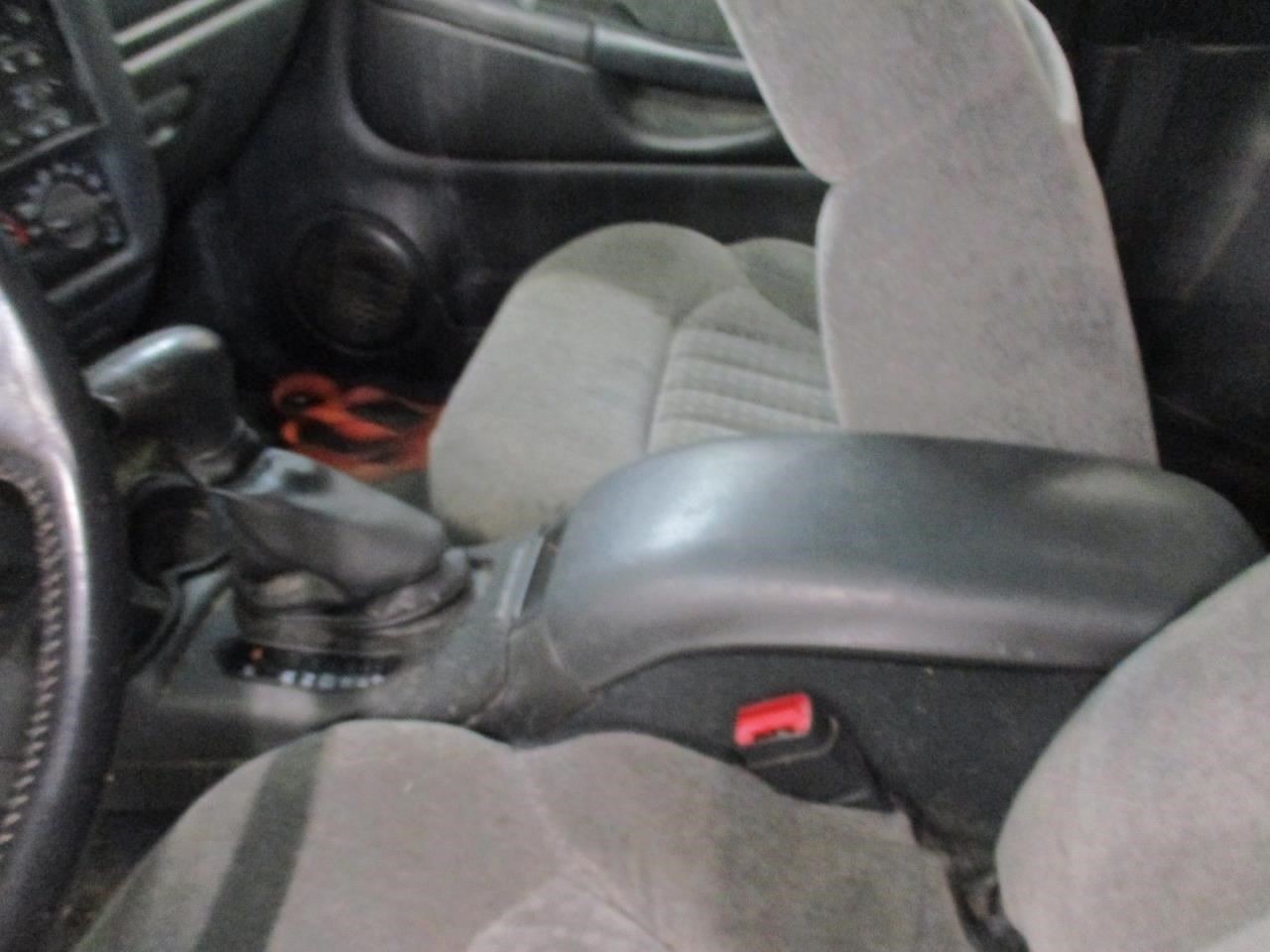 Console Front Roof Without Sunroof Fits 02-05 BLAZER S10/JIMMY S15 2035935