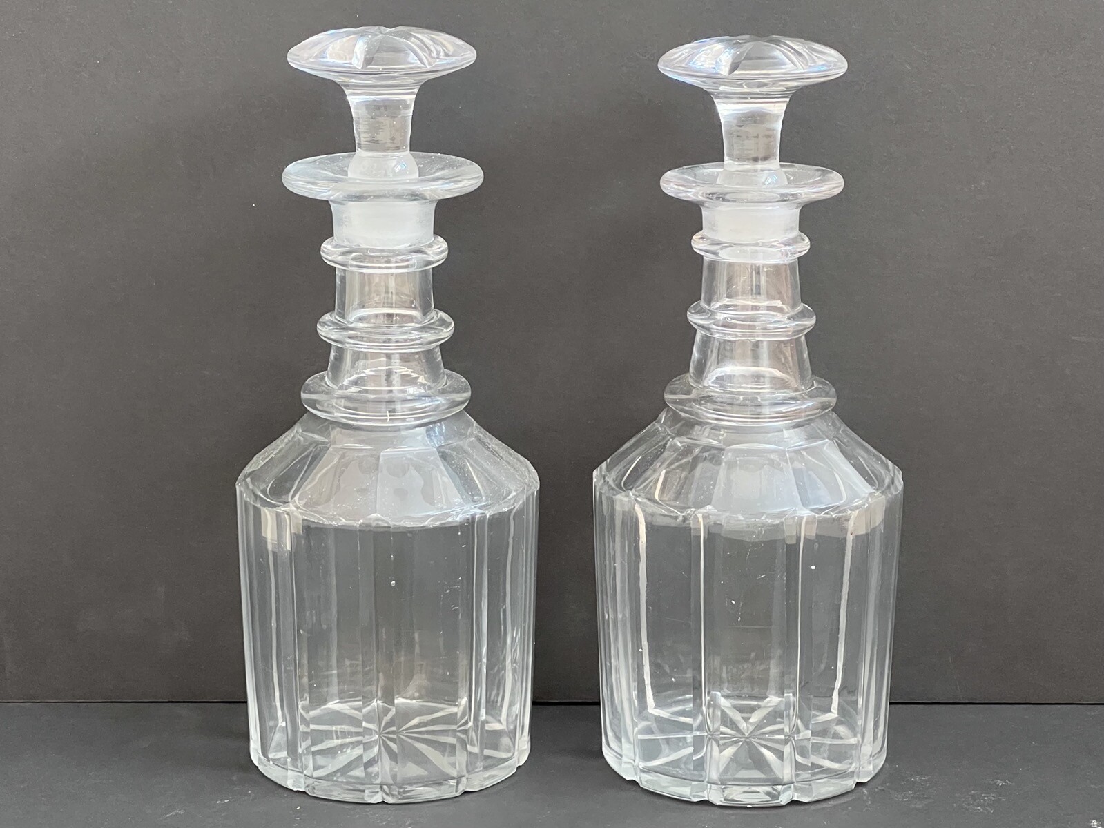 RARE Pair Georgian Lead Glass Decanter 3 Neck Rings w/ Mushroom Stopper, 1830s