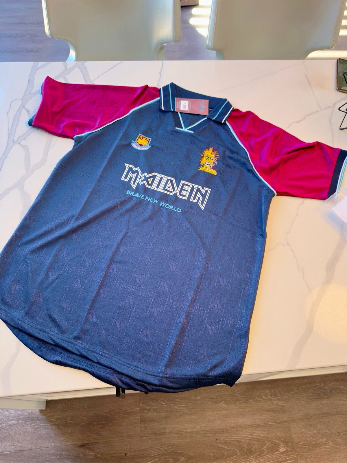 West Ham United x Iron Maiden 1999/01 home shirt football size M,L and XL West Ham United x Iron Maiden 1999/01 home shirt football size M,L and XL