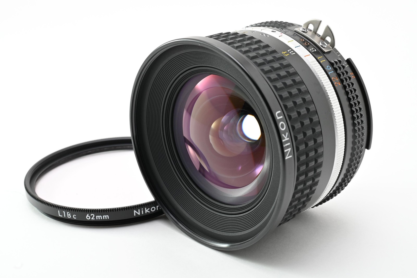 [Almost Unused] Nikon Ai-s Nikkor 20mm f/2.8 MF Wide Lens From JAPAN